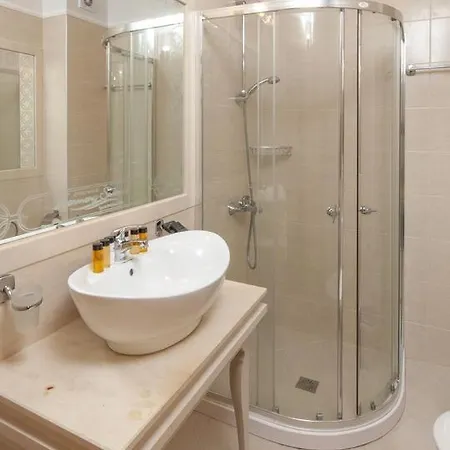 Перфектен Лукс Апартамент За Дългосрочен Престой Apartmán
